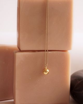 Velké šperky u mě neseženete 😁 Mikrodots s Dot v pozleceném stříbře a stříbře jsou ma e-shopu - link v Biu 🫶🏼 @jarrygstore...